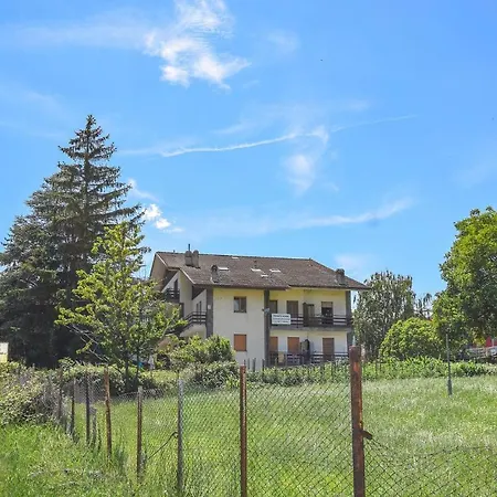公寓 Nice In Pierre With 1 Bedrooms And Wifi 圣皮埃尔