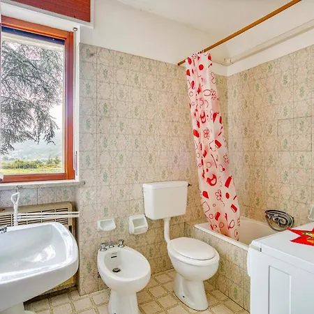 公寓 Nice In Pierre With 1 Bedrooms And Wifi 圣皮埃尔
