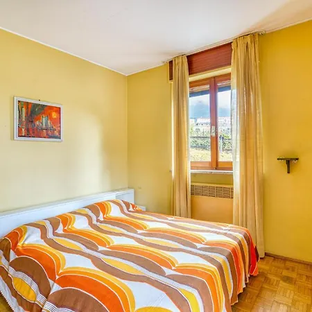 Nice In Pierre With 1 Bedrooms And Wifi 公寓 圣皮埃尔